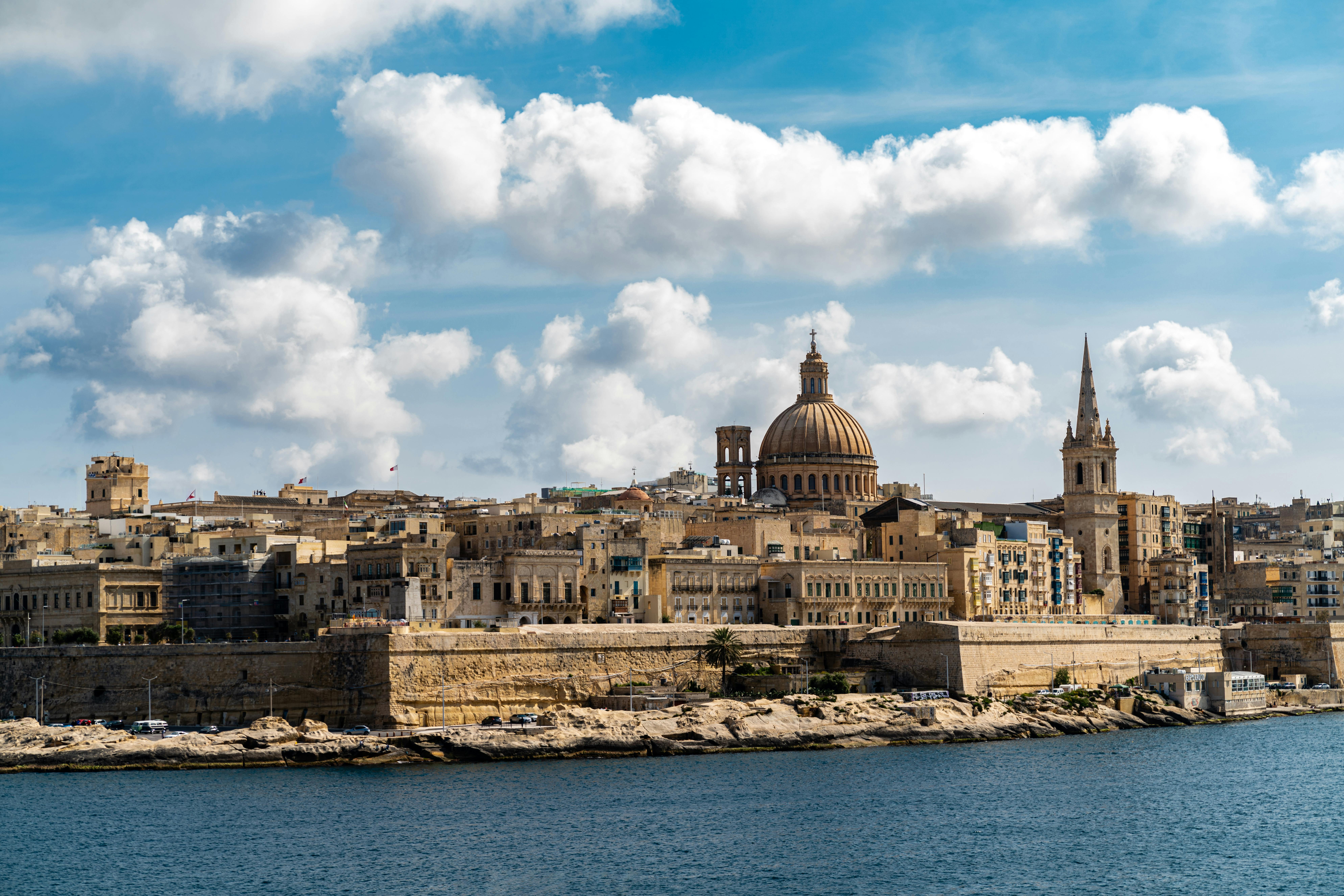 Valletta private jet charter